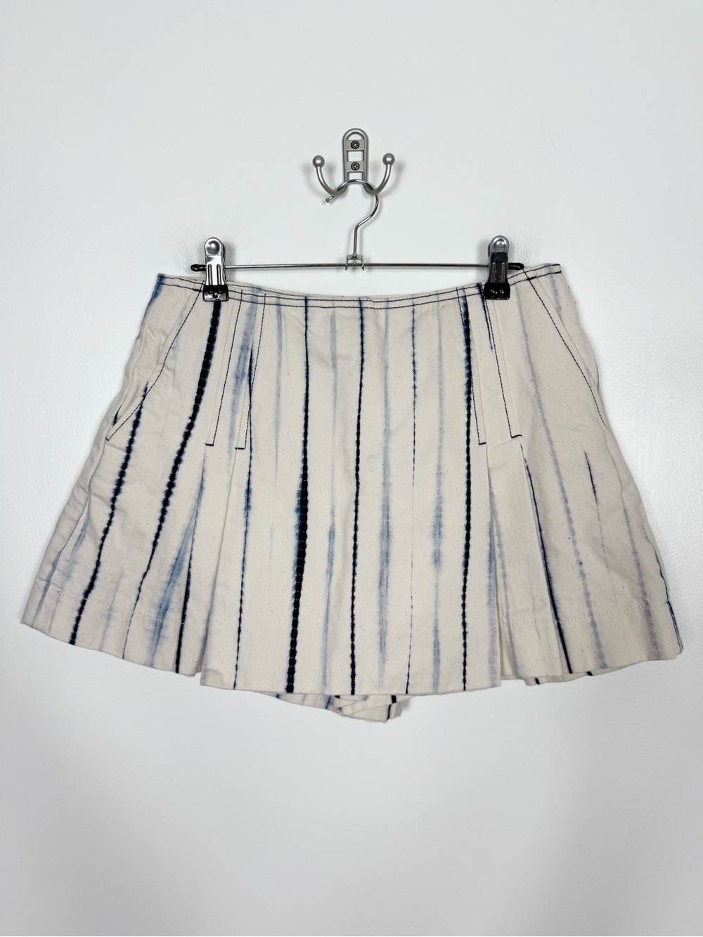 Tory Burch Pleated Cotton Shorts Size 8 - Picture 2 of 8